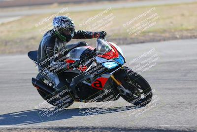 media/Feb-05-2023-Classic Track Day (Sun) [[c35aca4a42]]/Group 2/session 4 turn 4/